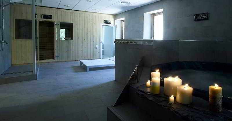 Hotel Santa Cristina Petit Spa Canfranc Esterno foto
