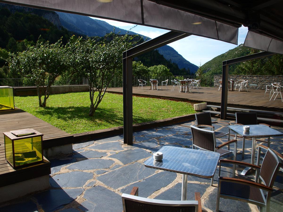 Hotel Santa Cristina Petit Spa Canfranc Esterno foto
