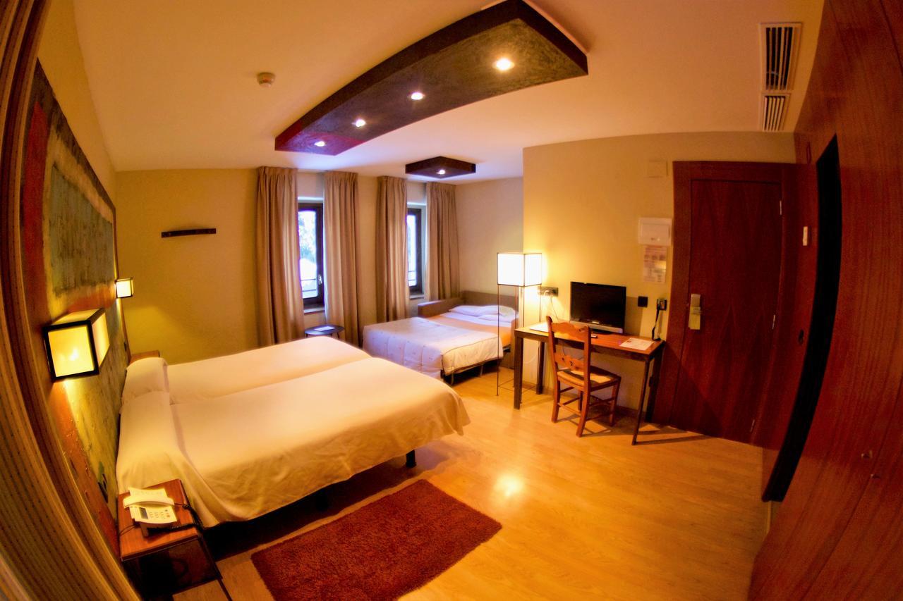 Hotel Santa Cristina Petit Spa Canfranc Esterno foto