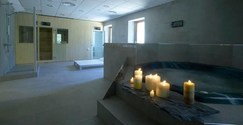 Hotel Santa Cristina Petit Spa Canfranc Esterno foto